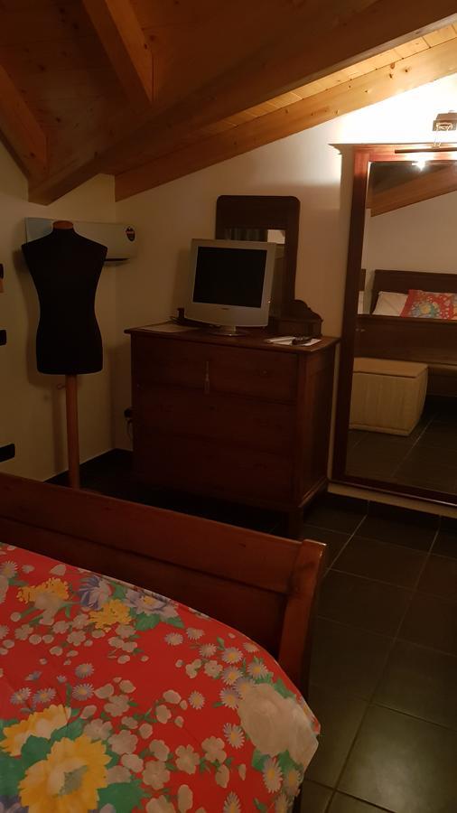 B&B Benessere La Casa Nera Breno Exterior photo